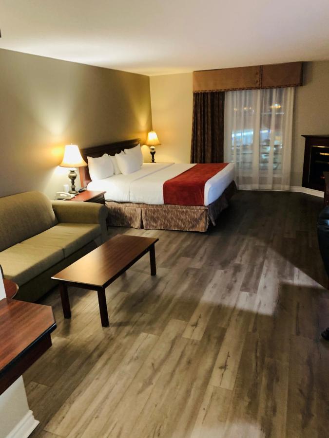 Отель Ramada Plaza By Wyndham Gatineau/Manoir Du Casino Экстерьер фото