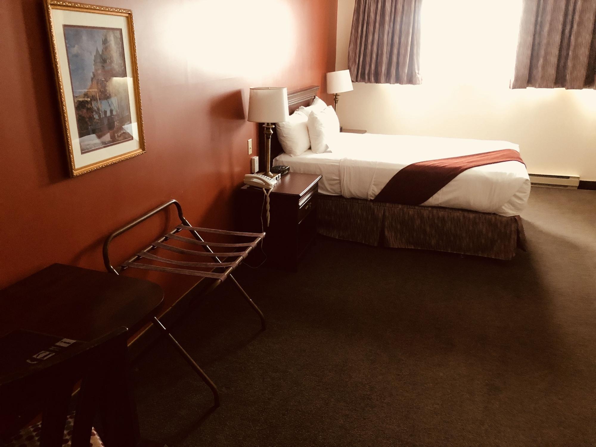 Отель Ramada Plaza By Wyndham Gatineau/Manoir Du Casino Экстерьер фото
