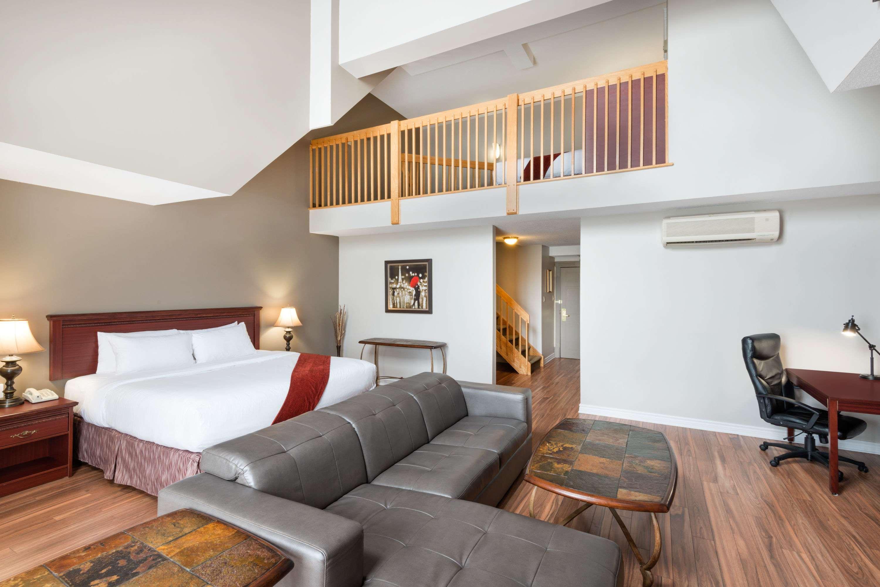 Отель Ramada Plaza By Wyndham Gatineau/Manoir Du Casino Экстерьер фото