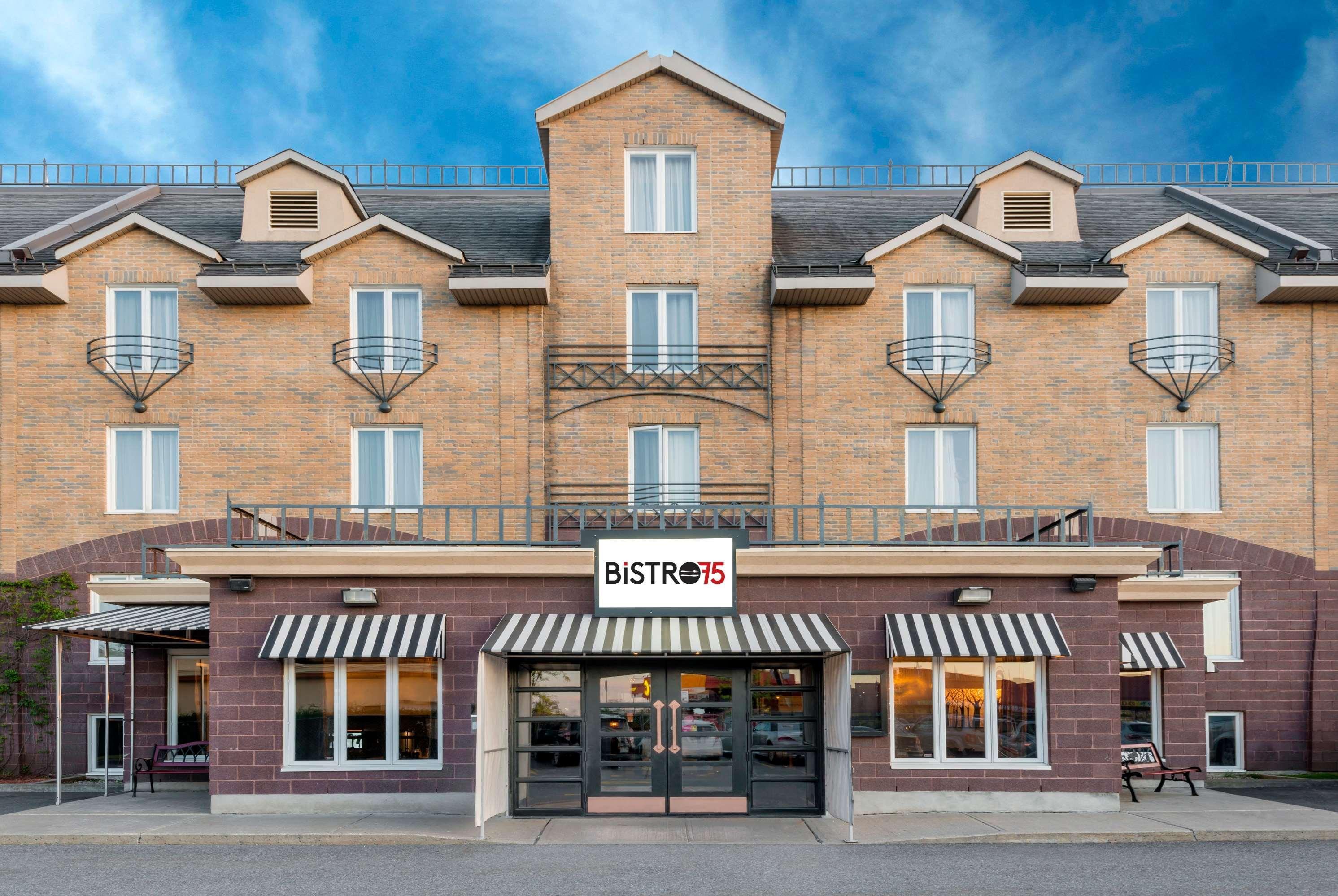 Отель Ramada Plaza By Wyndham Gatineau/Manoir Du Casino Экстерьер фото