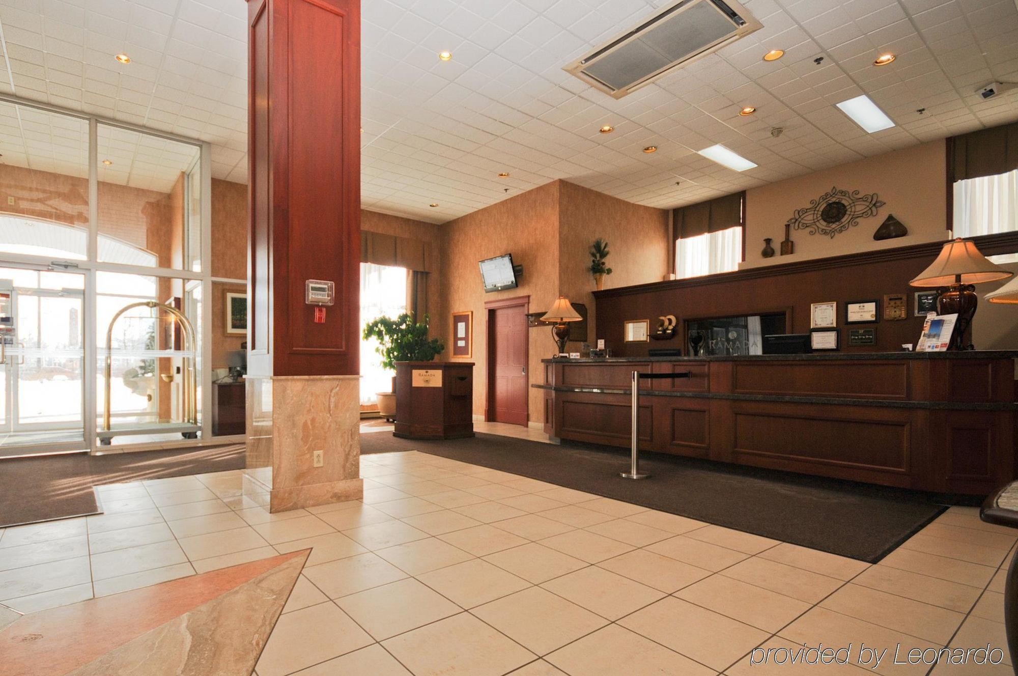 Отель Ramada Plaza By Wyndham Gatineau/Manoir Du Casino Экстерьер фото