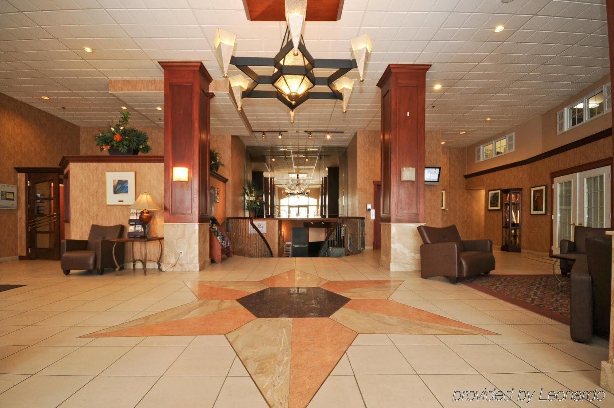 Отель Ramada Plaza By Wyndham Gatineau/Manoir Du Casino Экстерьер фото