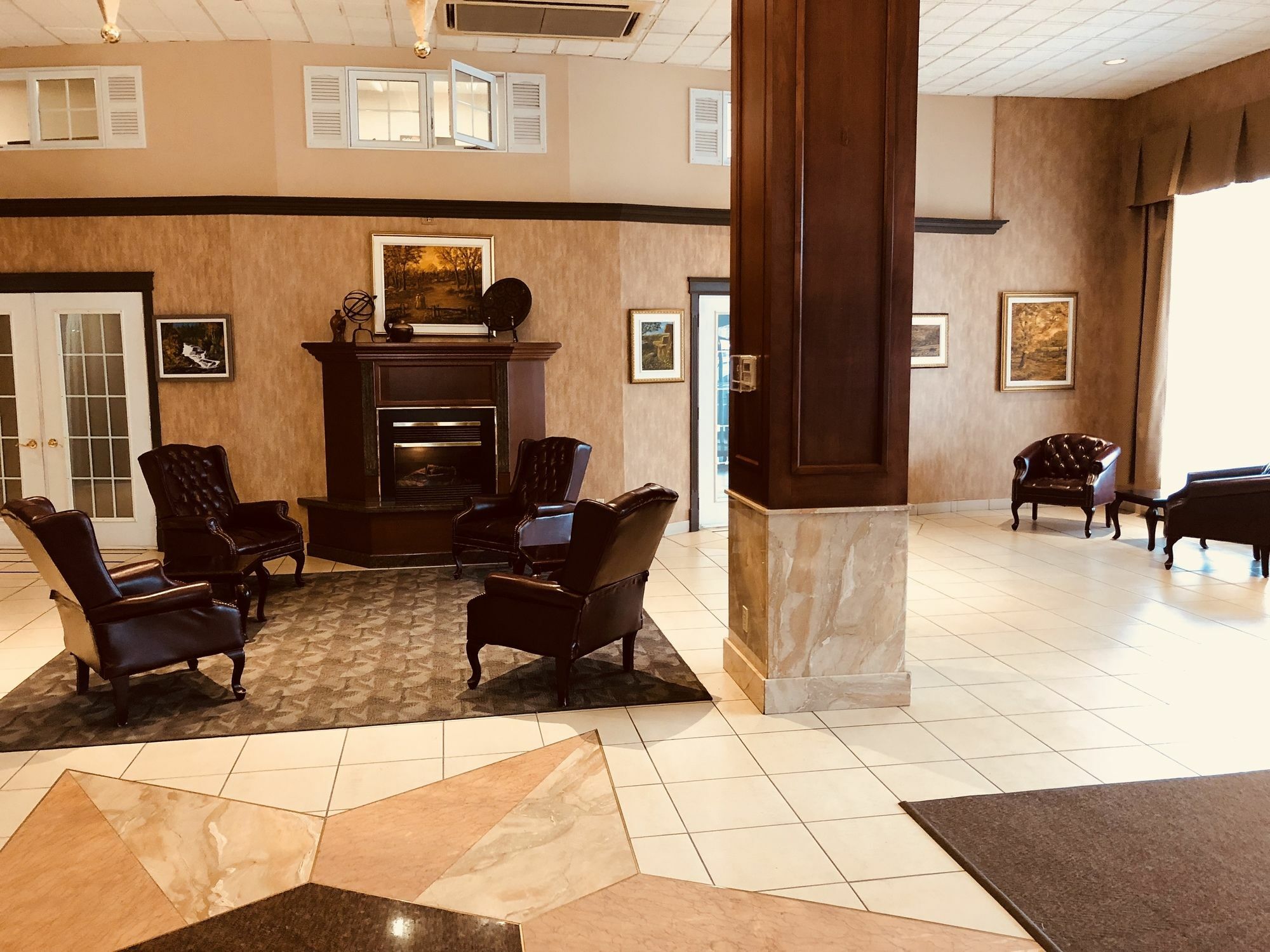 Отель Ramada Plaza By Wyndham Gatineau/Manoir Du Casino Экстерьер фото